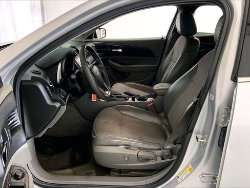 Used 2016 Chevrolet Malibu LT FWD image 15