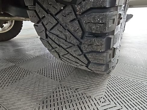 Used 2025 Ford F150 King Ranch w/ FX4 Off-Road Package image 54