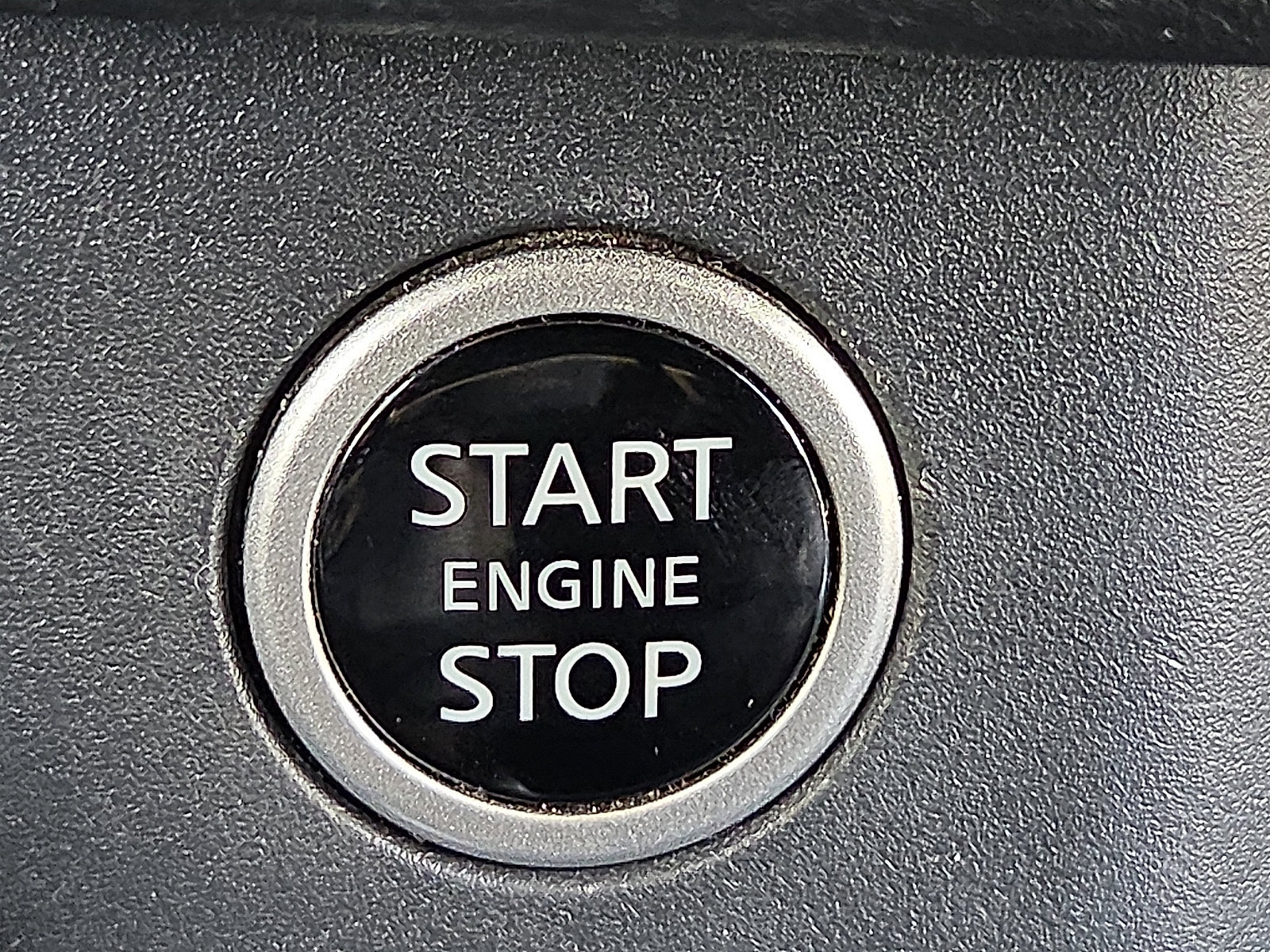 Used 2023 Nissan Rogue SV FWD image 20