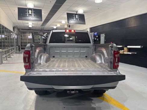 Used 2024 RAM 2500 Laramie AWD/4WD image 38