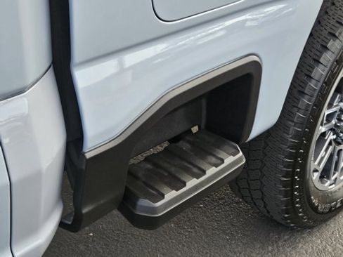 Certified 2024 Ford F350 Limited w/ FX4 Off-Road Package image 11