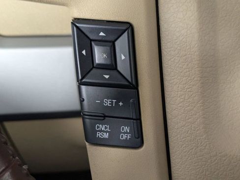 Used 2014 Ford F150 King Ranch w/ King Ranch Luxury Package image 16