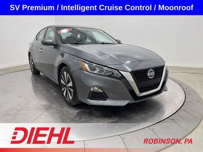 Used 2021 Nissan Altima 2.5 SV w/ SV Premium Package