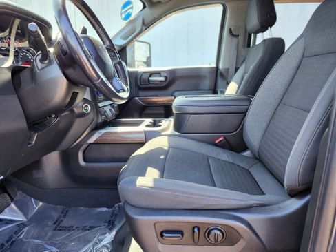 Used 2021 Chevrolet Silverado 1500 RST w/ Convenience Package II AWD/4WD image 16