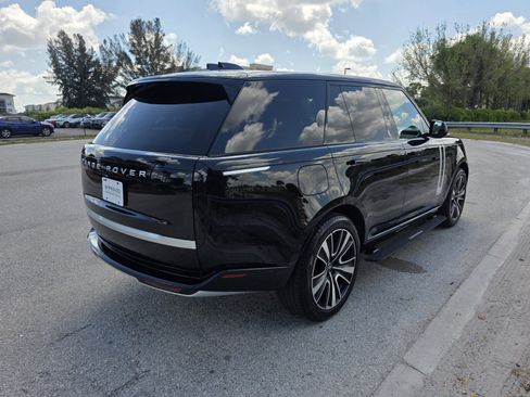 Used 2025 Land Rover Range Rover Autobiography image 26