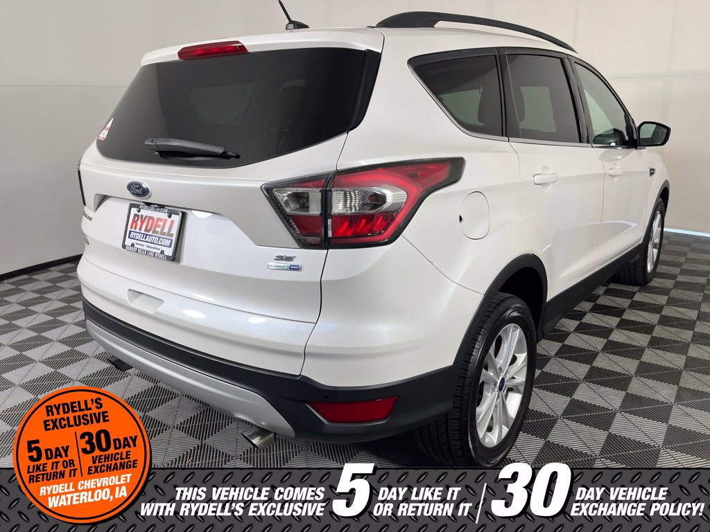 Used 2017 Ford Escape SE w/ Equipment Group 201A AWD/4WD image 6