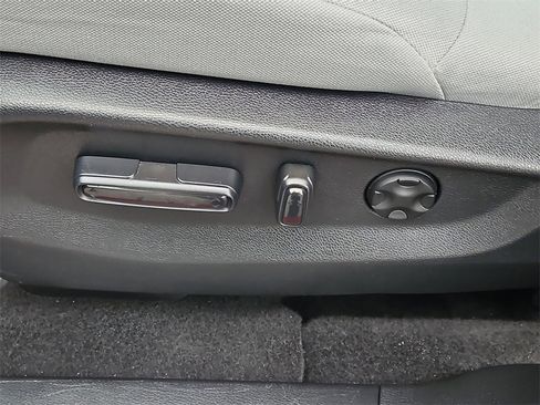 Used 2022 Honda CR-V EX image 21