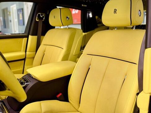 Used 2022 Rolls-Royce Phantom Sedan RWD image 10
