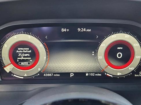 Used 2022 Nissan Rogue Platinum w/ Head-Up Display Package AWD/4WD image 9