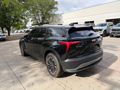 Used 2024 Chevrolet Blazer EV LT AWD/4WD image 3