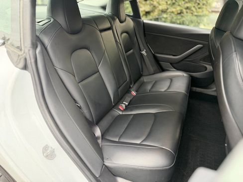 Used 2020 Tesla Model 3 Standard Range Plus image 39