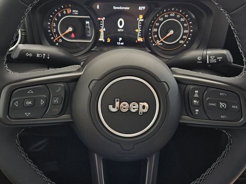 New 2026 Jeep Gladiator Sport AWD/4WD image 23