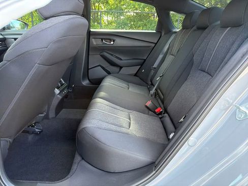 Used 2025 Honda Accord Sport image 14