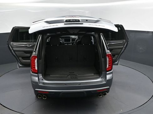 Used 2022 GMC Yukon Denali w/ Denali Premium Package image 50