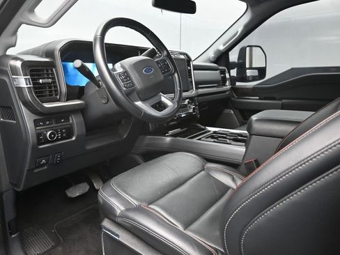Used 2024 Ford F350 Lariat w/ Lariat Ultimate Package image 19