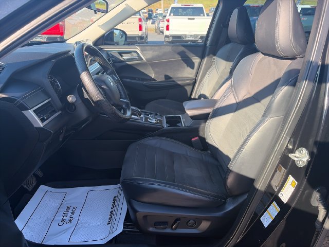 Used 2022 Mitsubishi Outlander SE AWD/4WD image 9