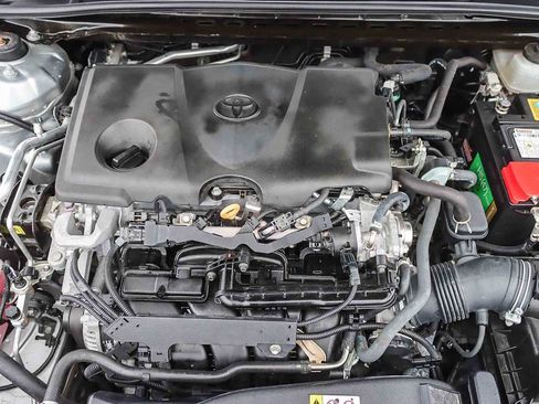 Used 2021 Toyota Camry SE image 26