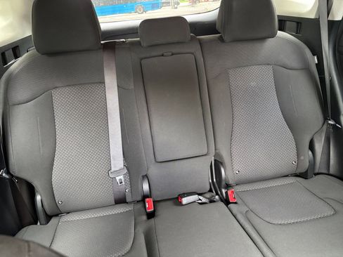 Used 2025 Kia Sportage LX FWD image 32