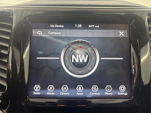 Used 2022 Jeep Cherokee Limited w/ Mopar Interior Package image 37