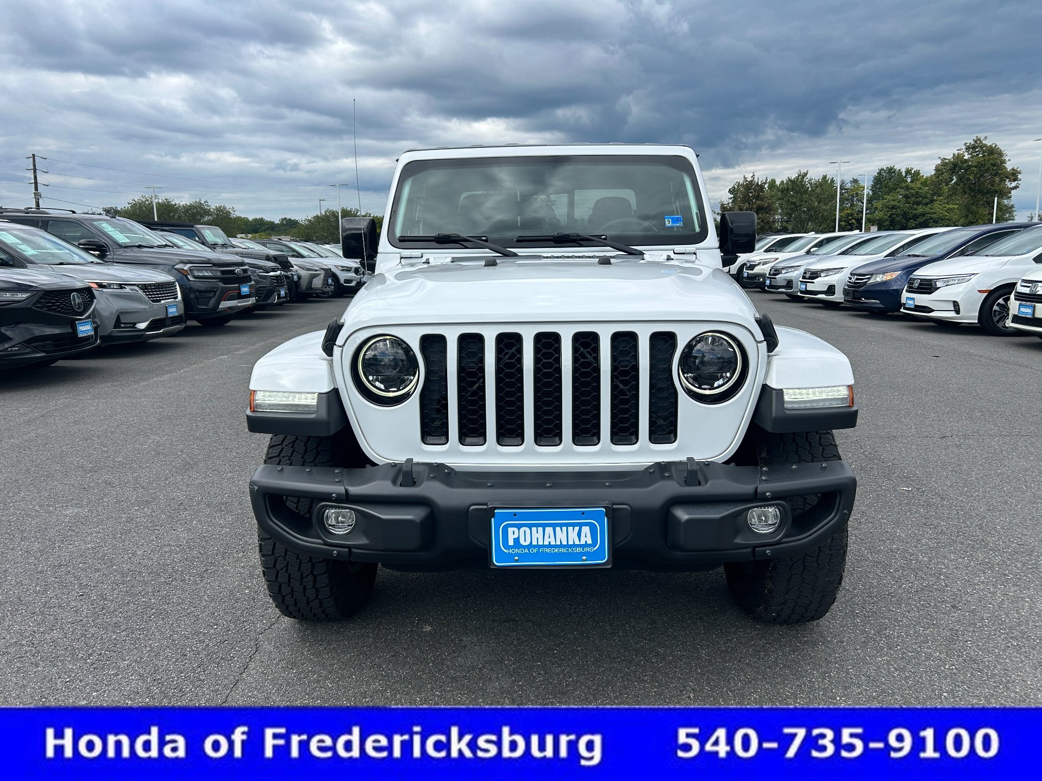 Used 2023 Jeep Gladiator Sport AWD/4WD image 9