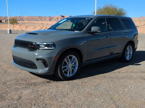 Used 2022 Dodge Durango R/T w/ Trailer Tow Group IV image 7