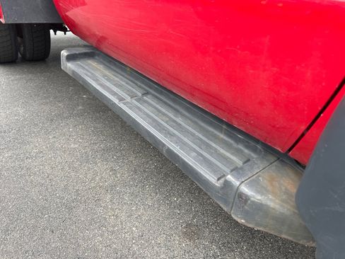 Used 2015 Ford F550 4x4 Regular Cab Super Duty image 32