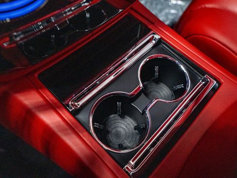 Used 2023 Rolls-Royce Phantom Sedan image 64