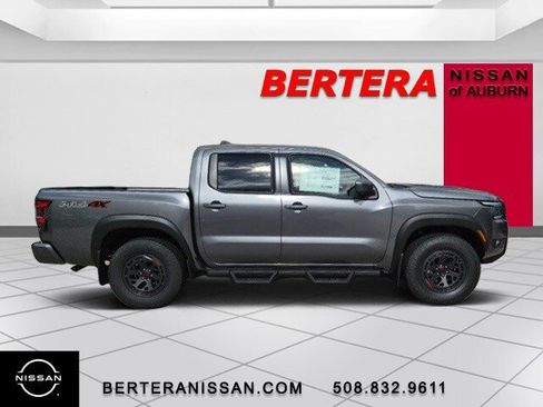 New 2026 Nissan Frontier PRO-4X w/ Pro-4x Convenience Package image 2