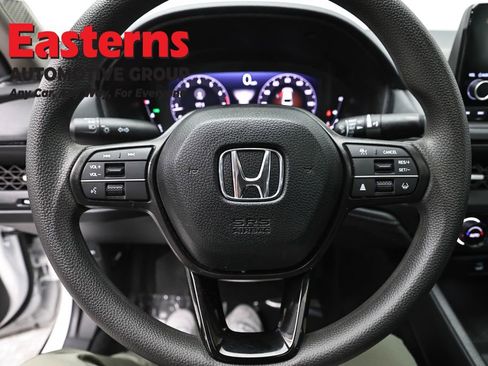 Used 2025 Honda Accord SE image 10
