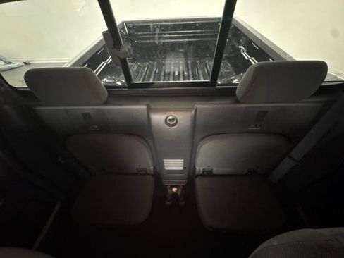Used 2025 Nissan Frontier SV RWD image 19