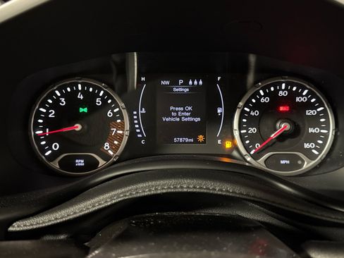 Used 2019 Jeep Renegade Sport w/ UConnect 7.0 Group FWD image 20