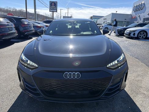 Certified 2024 Audi e-tron GT Premium Plus AWD/4WD image 2
