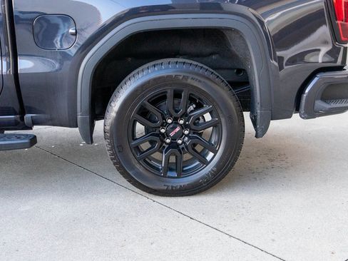 New 2025 GMC Sierra 1500 Elevation w/ Elevation Premium Package image 29