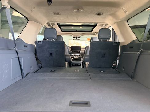 Used 2023 Lincoln Navigator L Black Label image 42