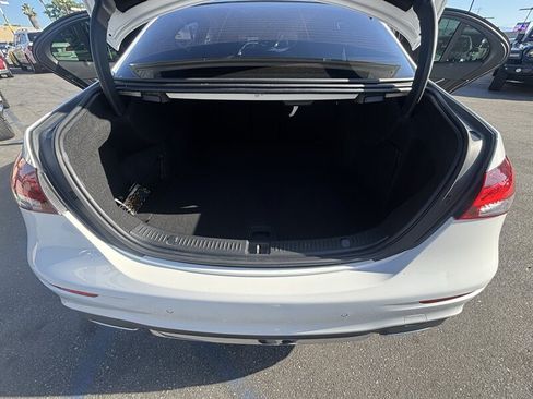Used 2022 Mercedes-Benz E 350 Sedan image 15