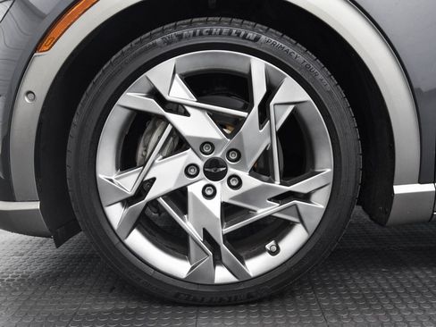 Used 2023 Genesis GV60 Performance image 8