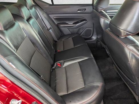 Used 2024 Nissan Altima 2.5 SR image 17