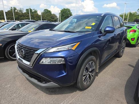 Used 2021 Nissan Rogue SV w/ Premium Package FWD image 9