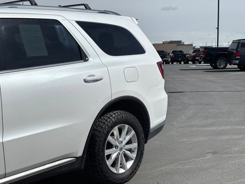 Used 2019 Dodge Durango SXT AWD/4WD image 7