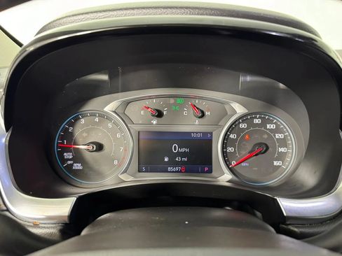 Used 2020 Chevrolet Traverse LT FWD image 14