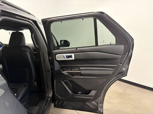 Used 2020 Ford Explorer ST w/ ST Street Pack AWD/4WD image 38