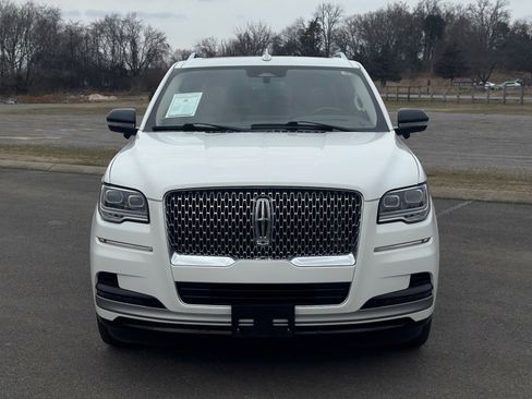 Used 2024 Lincoln Navigator L Reserve image 5