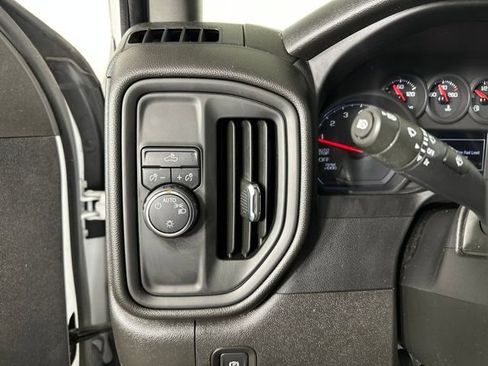 Used 2022 Chevrolet Silverado 1500 W/T w/ WT Value Package image 19