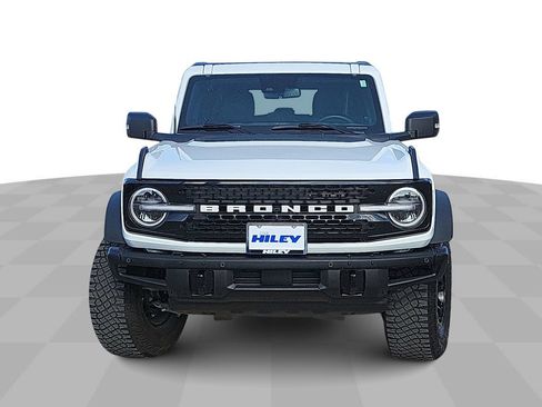 Used 2024 Ford Bronco Wildtrak image 3