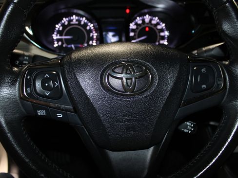 Used 2014 Toyota Avalon XLE FWD image 21