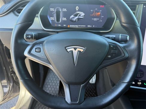Used 2020 Tesla Model X Performance image 12