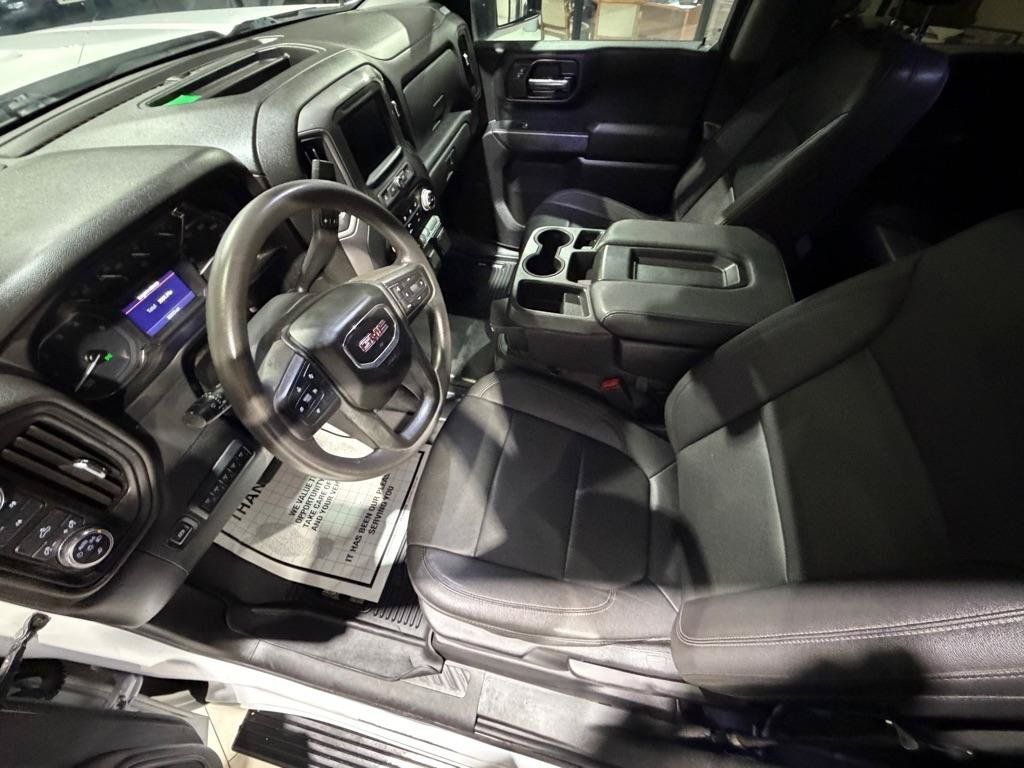Used 2023 GMC Sierra 3500 Pro w/ Gooseneck/5TH Wheel Package AWD/4WD image 18