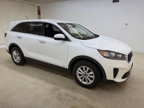 Used 2020 Kia Sorento LX AWD/4WD image 8