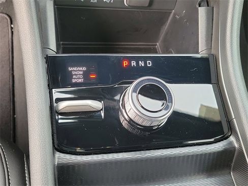 New 2025 Jeep Grand Cherokee Limited w/ Trailer Tow Package image 21