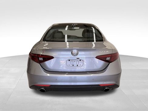 Used 2019 Alfa Romeo Giulia Ti w/ Quick Order Package 22X Lusso AWD/4WD image 4